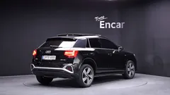 2023 Audi Q2 35 TDI Premium, чёрный — фото 2