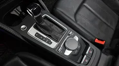 2023 Audi Q2 35 TDI Premium, чёрный — фото 9