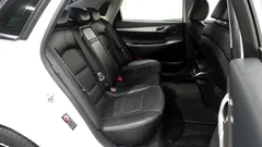 2023 Hyundai Grandeur 3.0 LPi Rent Car — фото 12