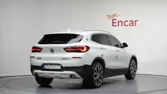 2022 BMW X2 (F39) xDrive20i Advantage, белый — фото 2