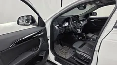 2022 BMW X2 (F39) xDrive20i Advantage, белый — фото 10