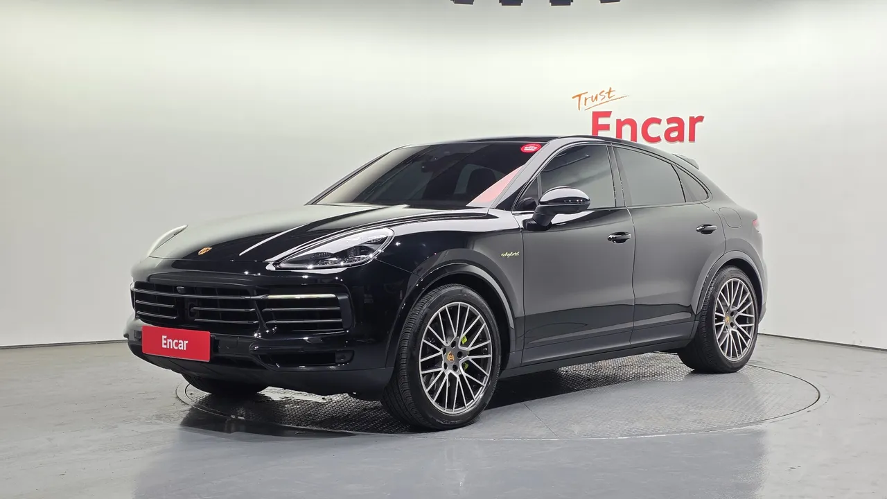 2023 Porsche Cayenne 3.0 E-HYBRID COUPE PLATINUM EDITION