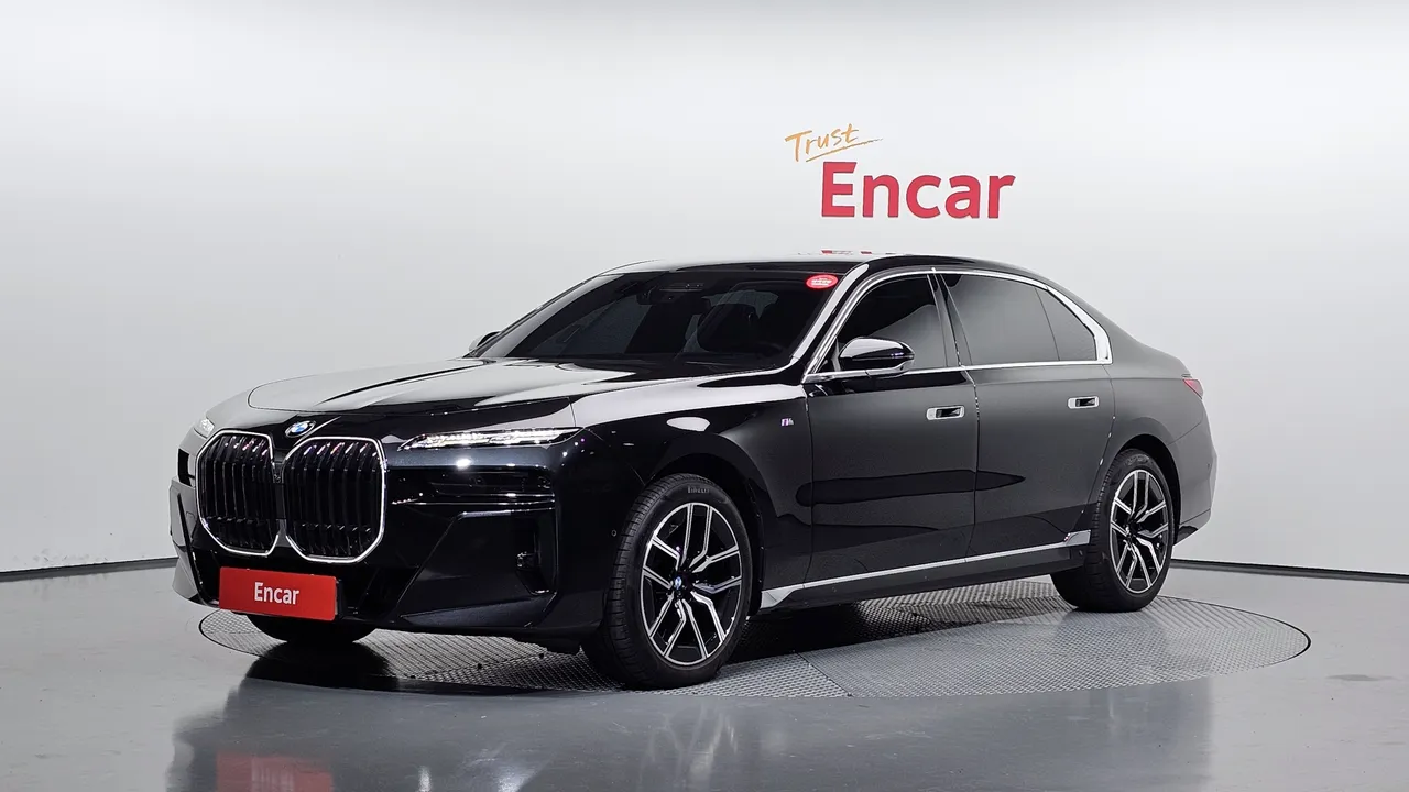 2023 BMW 7-Series 740i sDrive M Sport