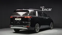 2023 Kia Carnival Diesel 9-Seater Prestige — фото 2