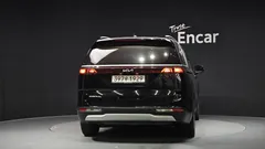 2023 Kia Carnival Diesel 9-Seater Prestige — фото 4