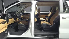 2023 Kia Carnival Diesel 9-Seater Prestige — фото 10