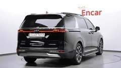 2023 Kia Carnival Gasoline 7-Seater Signature — фото 2