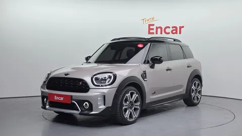 2023 Mini Countryman ALL4 Classic Launch Pack