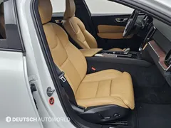 2023 Volvo V60 B5 Ultimate AWD — фото 10