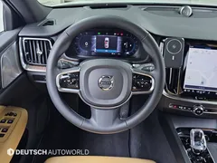 2023 Volvo V60 B5 Ultimate AWD — фото 17