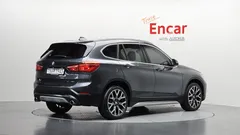 2022 BMW X1 xDrive 20i xLine — фото 2