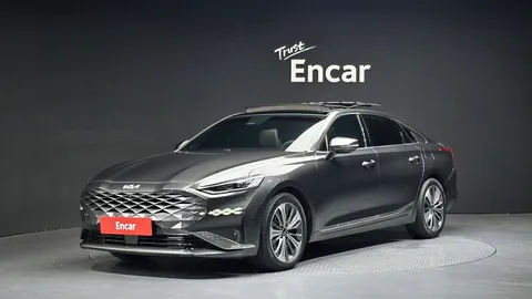 2022 Kia K8 Signature