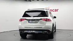 2022 Mercedes-Benz GLE-Class GLE350e 4MATIC, белый — фото 4