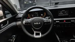 2024 Kia K5 2.0, серый — фото 17