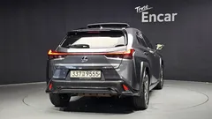 2024 Lexus UX 2.0 F-Sport 2WD, серый — фото 4