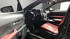 2024 Lexus UX 2.0 F-Sport 2WD, серый — фото 10