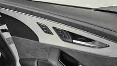 2023 Audi Q8 50 TDI Quattro Premium, белый — фото 17