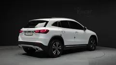 2021 Mercedes-Benz GLA-Class GLA220, белый — фото 2