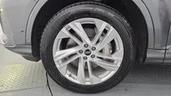 2022 Audi Q7 45 TDI Quattro Premium, серый — фото 5