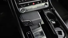 2022 Audi Q7 45 TDI Quattro Premium, серый — фото 9