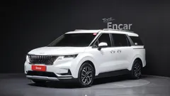 2023 Kia Carnival Diesel 9-Seater Prestige — фото 1