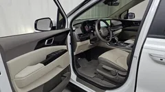 2023 Kia Carnival Diesel 9-Seater Prestige — фото 10