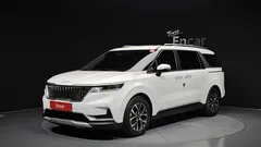 2022 Kia Carnival Diesel 9-Seater Prestige — фото 1