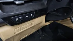 2022 Kia Carnival Diesel 9-Seater Prestige — фото 19