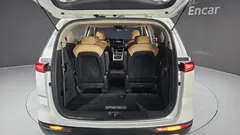 2022 Kia Carnival Diesel 9-Seater Prestige — фото 20
