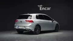 2022 Volkswagen Golf 2.0 TDI Prestige, серебристый — фото 2