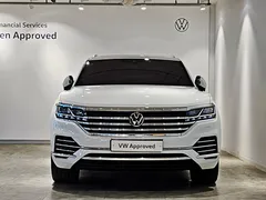 2023 Volkswagen Touareg 3.0 TDI Prestige, белый — фото 3
