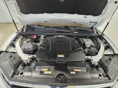 2023 Volkswagen Touareg 3.0 TDI Prestige, белый — фото 6