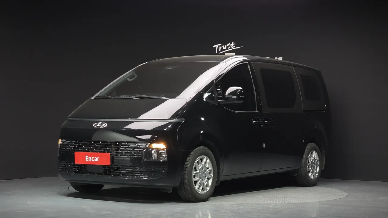 2022 Hyundai Staria Cargo 5-Seater