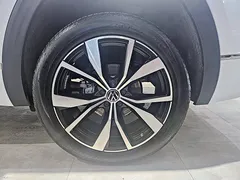 2025 Volkswagen Atlas 2.0 TSI R-LINE 7-Seater — фото 5