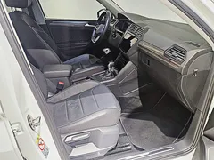2023 Volkswagen Tiguan 2.0 TSI Prestige, белый — фото 18