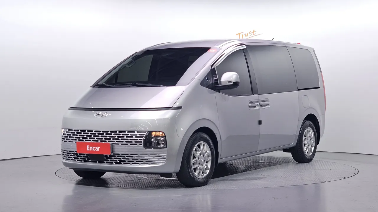 2023 Hyundai Staria Cargo 3-Seater