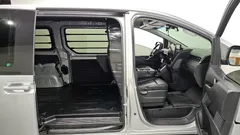 2023 Hyundai Staria Cargo 3-Seater — фото 19