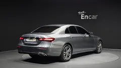 2022 Mercedes-Benz E-Class E350 4MATIC Avantgarde — фото 2