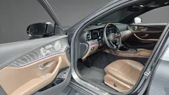 2022 Mercedes-Benz E-Class E350 4MATIC Avantgarde — фото 10