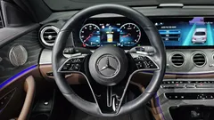 2022 Mercedes-Benz E-Class E350 4MATIC Avantgarde — фото 17