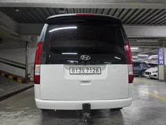 2023 Hyundai Staria Cargo 5-Seater — фото 4