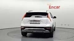 2022 Kia Niro Signature — фото 4
