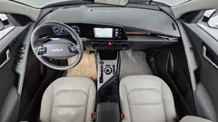 2022 Kia Niro Signature — фото 7