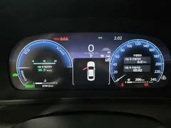 2023 Toyota Crown 2.5 4WD Hybrid, белый — фото 8