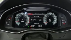 2023 Audi A7 55 TFSI Quattro Premium, белый — фото 8