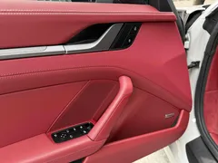 2023 Porsche 911 Carrera 4S Cabriolet — фото 10