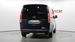 2024 Hyundai Staria Cargo 3-Seater, серый — фото 4