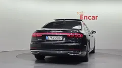 2021 Audi A8 60 TFSI Quattro LWB — фото 4