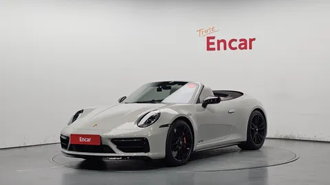 2023 Porsche 911 Carrera 4 GTS Cabriolet