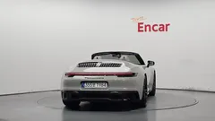 2023 Porsche 911 Carrera 4 GTS Cabriolet, серо-серебристый — фото 2